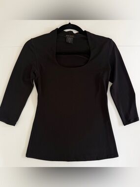 Eva Varro U-Neck Stretch Top - Size Small